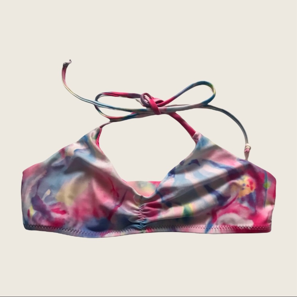4/$25 Tie dye pattern swimsuit bikini top